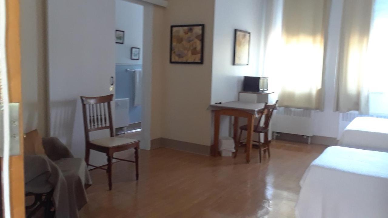 MHotel Domaine l'Envolée- Maison Fleurie Victoriaville Extérieur photo