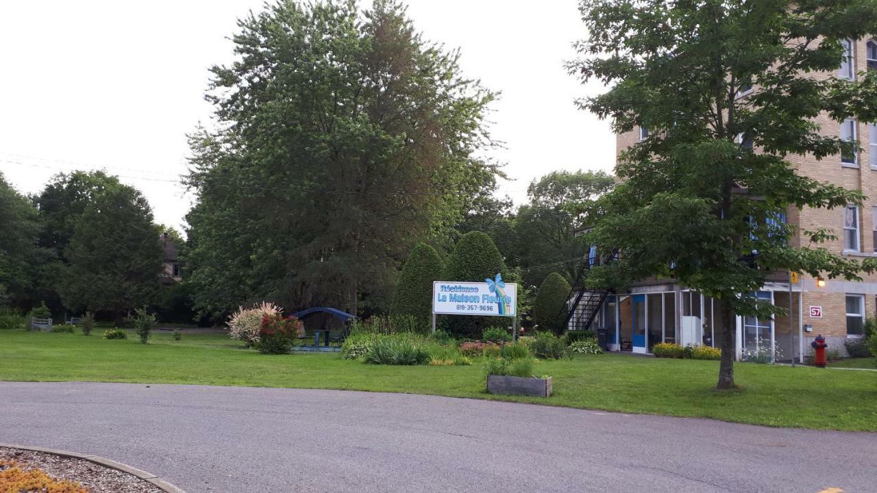 MHotel Domaine l'Envolée- Maison Fleurie Victoriaville Extérieur photo